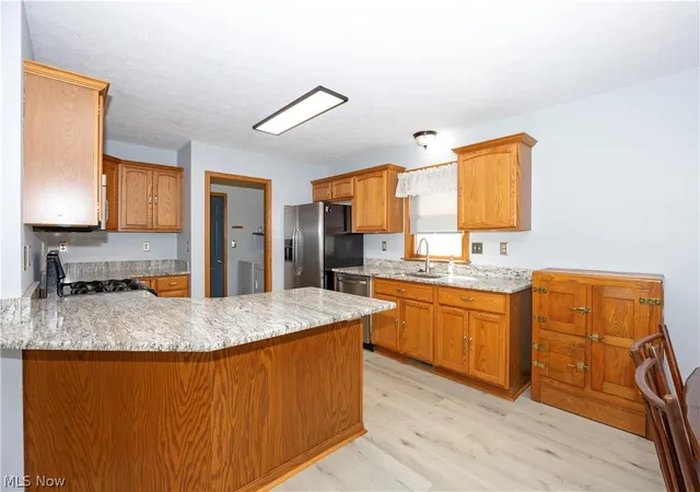Photo 3 of Sale Pending at 1570 Ashton Way, Wooster, OH 44691 | MLS# 5240683 | Listing updated on 2026-09-08