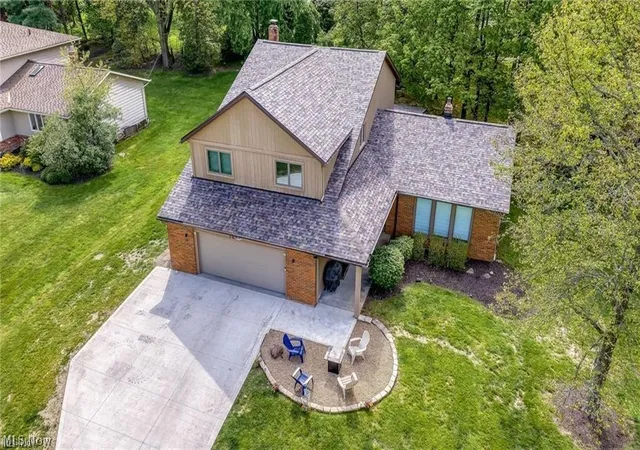 Photo 1 of Single family home for sale at 5062 Lansdowne Dr, Solon, OH 44139 | MLS# 5239146 | Listing updated on 2026-09-03