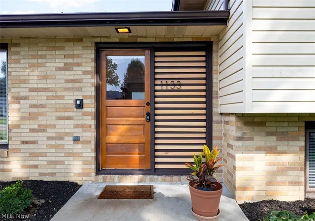 Photo 2 of Single family home for sale at 1133 3rd Street Sw, New Philadelphia, OH 44663 | MLS# 5240475 | Listing updated on 2026-09-14