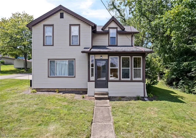 Photo 1 of Single family home for sale at 247 Milan St N, Canal Fulton, OH 44614 | MLS# 5240920 | Listing updated on 2026-09-10