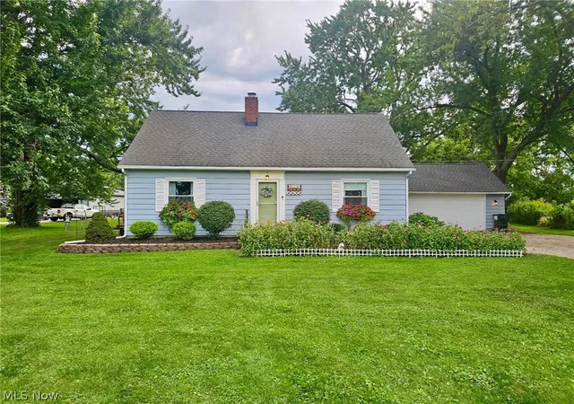 Photo 1 of Single family home for sale at 6620 W Lake Rd, Vermilion, OH 44089 | MLS# 5241011 | Listing updated on 2026-09-02
