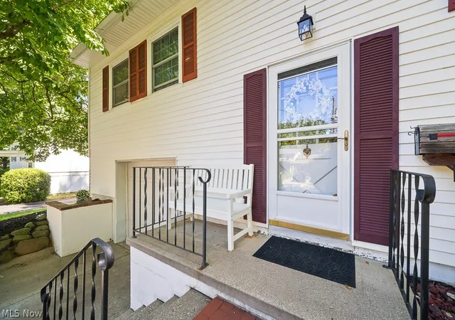Photo 3 of Sale Pending at 3761 Santom Rd N, Stow, OH 44224 | MLS# 5240927 | Listing updated on 2026-10-07