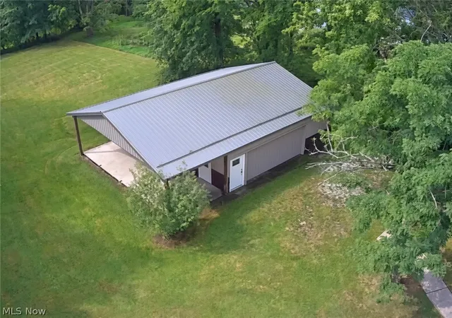 Photo 4 of Sale Pending at 12230 Painesville Warren Rd, Concord Township, OH 44077 | MLS# 5240921 | Listing updated on 2026-09-16
