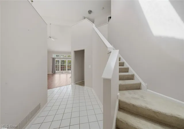 Photo 2 of Condo for sale at 645 Grand View Ln, Aurora, OH 44202 | MLS# 5241009 | Listing updated on 2026-09-30