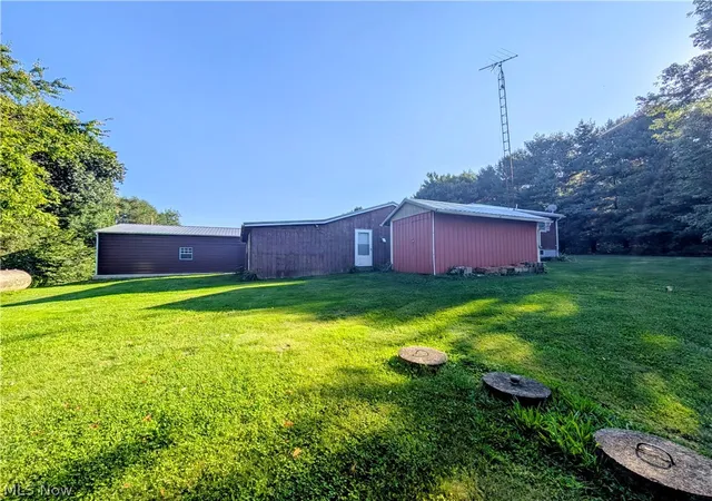 Photo 3 of Sale Pending at 120 Glory Rd NW, Carrollton, OH 44615 | MLS# 5241150 | Listing updated on 2026-09-10