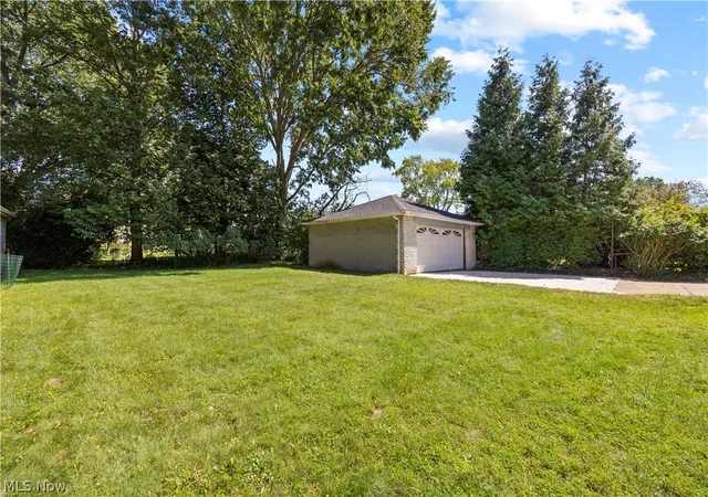 Photo 36 of Single family home for sale at 3815 Spencer Rd, Rocky River, OH 44116 | MLS# 5238364 | Listing updated on 2026-10-04