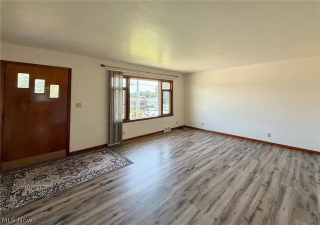 Single family home for sale at 131 Beverly Ln, Steubenville, OH 43953 | MLS# 5241185 | Listing updated on 2026-10-05
