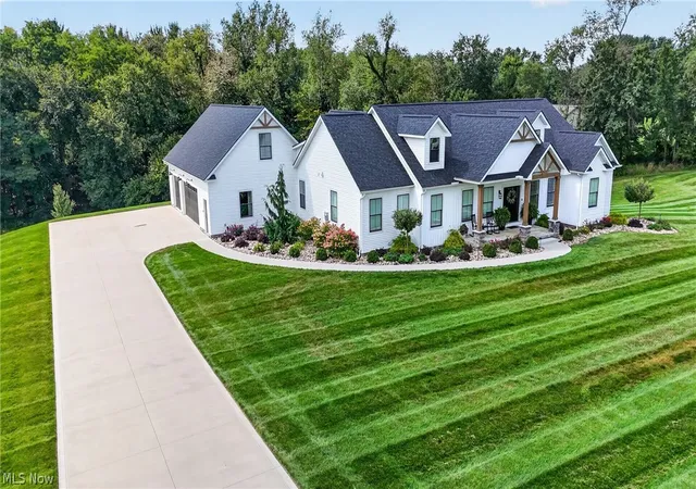 Photo 4 of Sale Pending at 4724 Braxton Ln, Wooster, OH 44691 | MLS# 5240992 | Listing updated on 2026-09-08