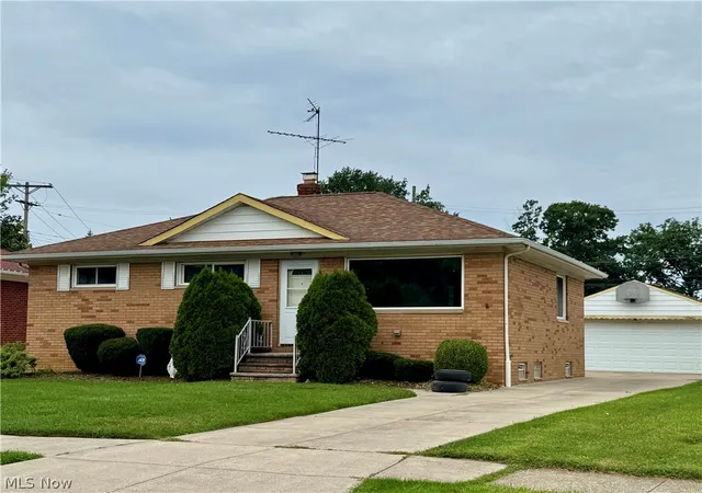 Photo 1 of Sale Pending at 31505 Douglas Dr, Willowick, OH 44095 | MLS# 5240656 | Listing updated on 2026-10-07