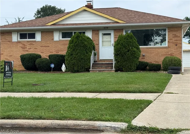 Photo 2 of Sale Pending at 31505 Douglas Dr, Willowick, OH 44095 | MLS# 5240656 | Listing updated on 2026-10-07
