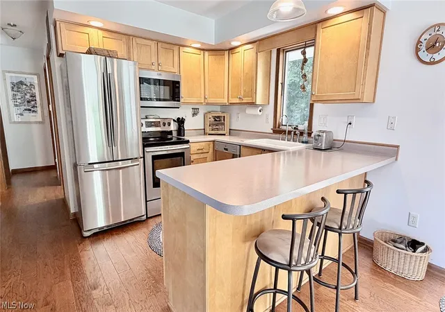 Photo 2 of Single family home for sale at 404 Sweetvalley, Kelleys Island, OH 43438 | MLS# 5241234 | Listing updated on 2026-09-11