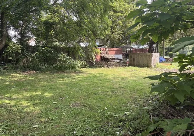 Photo 3 of Single family home for sale at 413 Wildwood Ave, Akron, OH 44320 | MLS# 5241258 | Listing updated on 2026-09-06