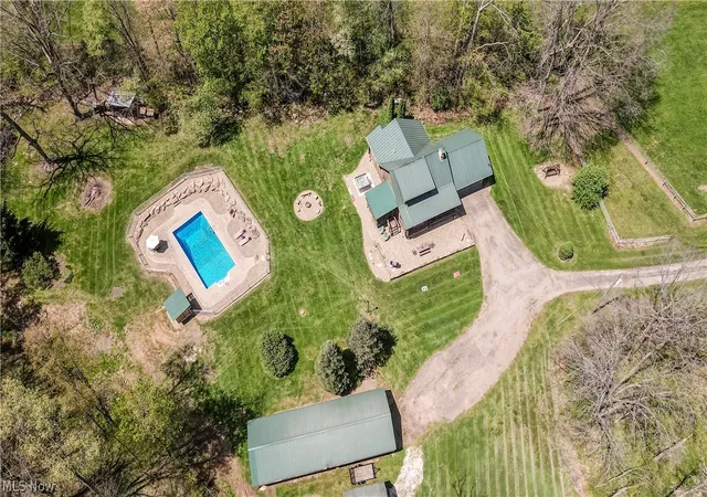 Photo 2 of Single family home for sale at 11376 Ridgeway Rd, Kensington, OH 44427 | MLS# 5241056 | Listing updated on 2026-09-15