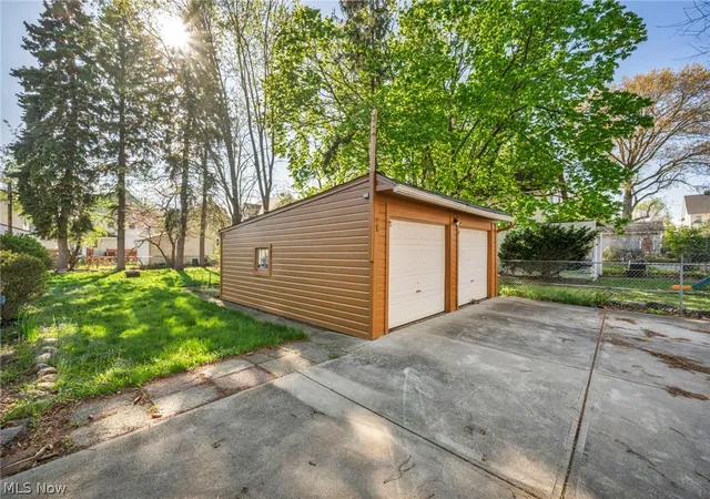 Photo 49 of Single family home for sale at 1345 Cove Ave, Lakewood, OH 44107 | MLS# 5238191 | Listing updated on 2026-09-10