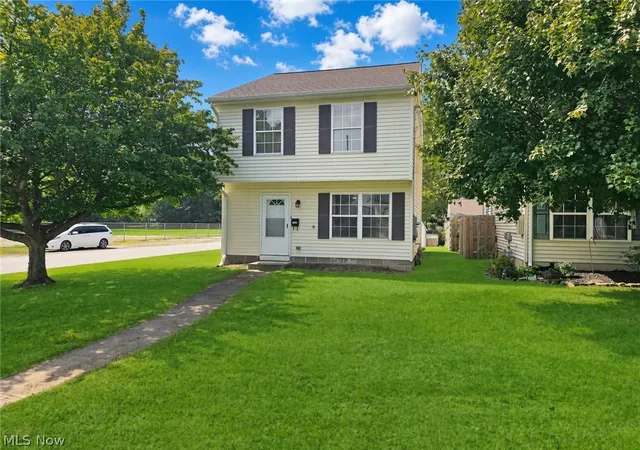 Photo 2 of Single family home for sale at 1184 Hayes Ave, Willoughby, OH 44094 | MLS# 5241202 | Listing updated on 2026-09-11