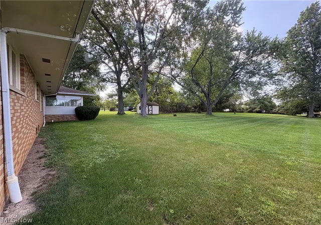 Photo 3 of Sale Pending at 6677 Akins Rd, North Royalton, OH 44133 | MLS# 5241225 | Listing updated on 2026-09-14