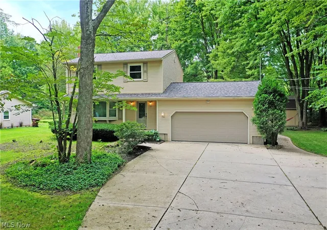 Photo 50 of Single family home for sale at 1097 Center St E, Warren, OH 44481 | MLS# 5240170 | Listing updated on 2026-09-09