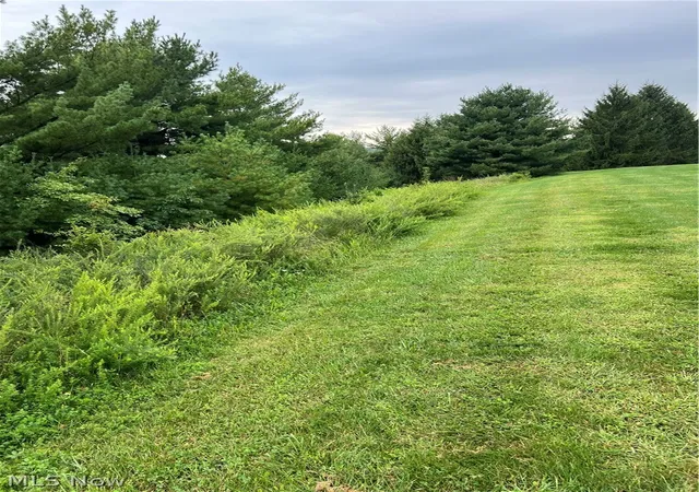 Photo 23 of Condo for sale at 1154 Pine Blf Dr NE, New Philadelphia, OH 44663 | MLS# 5230186 | Listing updated on 2026-10-07