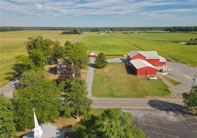 Photo 3 of Single family home for sale at 5984 W S Range Rd, Salem, OH 44460 | MLS# 5239858 | Listing updated on 2026-09-29