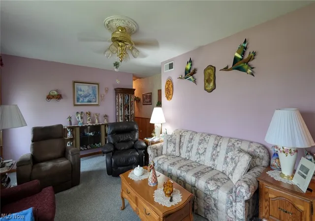 Photo 4 of Sale Pending at 100 Vicky Ln, Heath, OH 43056 | MLS# 5240279 | Listing updated on 2026-09-03
