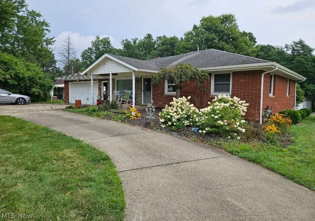 Photo 1 of Sale Pending at 4715 S Raccoon Rd, Canfield, OH 44406 | MLS# 5241349 | Listing updated on 2026-09-11