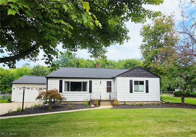 Photo 1 of Single family home for sale at 7907 Baumhart Rd, Amherst, OH 44001 | MLS# 5241022 | Listing updated on 2026-09-03