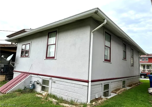 Photo 4 of Single family home for sale at 15 2nd Street, Beech Bottom, WV 26030 | MLS# 5241235 | Listing updated on 2026-09-06