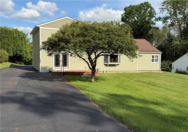 Single family home for sale at 6419 Hampsher Rd, New Franklin, OH 44216 | MLS# 5241217