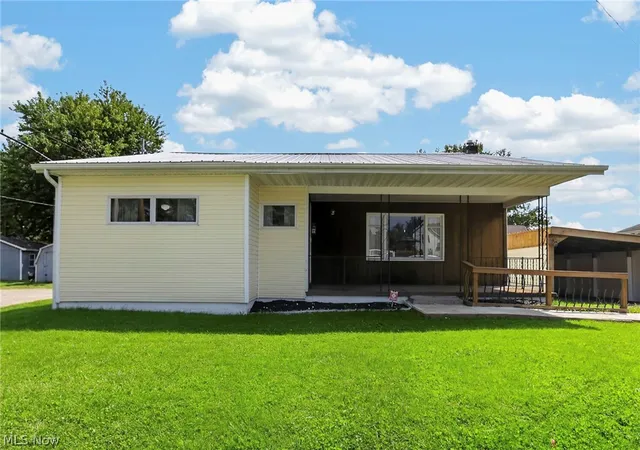 Photo 1 of Single family home for sale at 205 Leatherwood St, Cambridge, OH 43725 | MLS# 5241325 | Listing updated on 2026-09-02