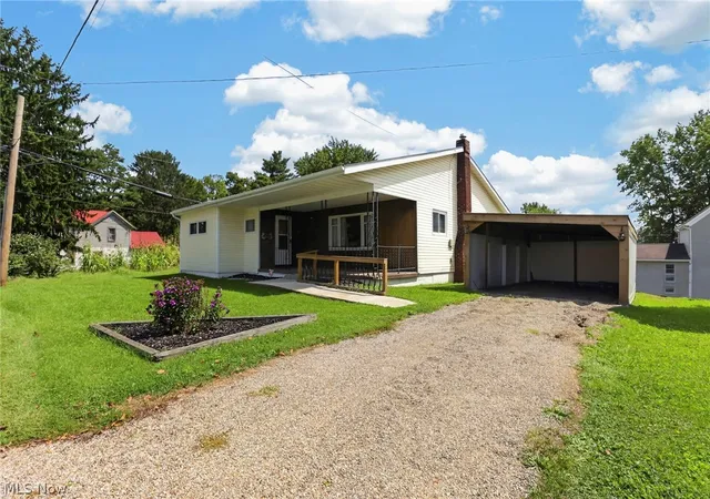 Photo 3 of Single family home for sale at 205 Leatherwood St, Cambridge, OH 43725 | MLS# 5241325 | Listing updated on 2026-09-02