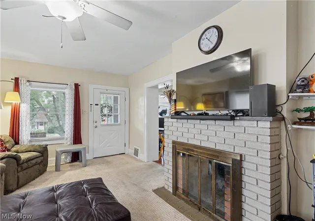 Photo 4 of Single family home for sale at 2472 4th Street, Cuyahoga Falls, OH 44221 | MLS# 5239818 | Listing updated on 2026-09-14