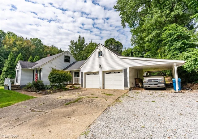 Photo 3 of Single family home for sale at 4216 State Rd, New Franklin, OH 44319 | MLS# 5241282 | Listing updated on 2026-09-14