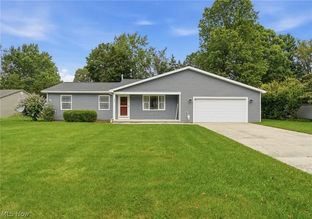 Photo 1 of Sale Pending at 254 Thomas Ave, Munroe Falls, OH 44262 | MLS# 5241000 | Listing updated on 2026-09-09