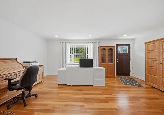 Photo 3 of Sale Pending at 254 Thomas Ave, Munroe Falls, OH 44262 | MLS# 5241000 | Listing updated on 2026-09-09