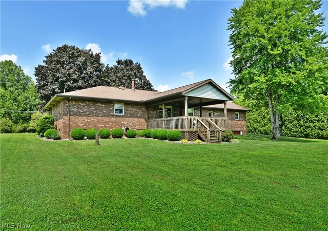 Photo 4 of Sale Pending at 5212 King Graves Rd, Vienna, OH 44473 | MLS# 5241351 | Listing updated on 2026-09-09