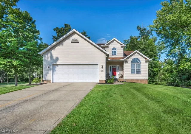 Photo 1 of Single family home for sale at 7358 Oakhill Rd, Oakwood, OH 44146 | MLS# 5241021 | Listing updated on 2026-10-07
