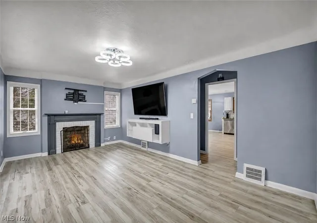 Photo 4 of Single family home for sale at 454 E 270th Street, Euclid, OH 44132 | MLS# 5237646 | Listing updated on 2026-09-15