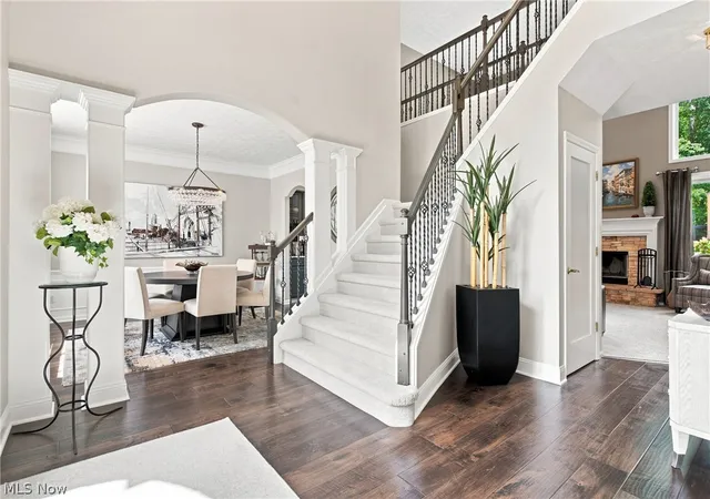 Photo 3 of Sale Pending at 2759 Overlook Dr, Twinsburg, OH 44087 | MLS# 5239920 | Listing updated on 2026-09-06