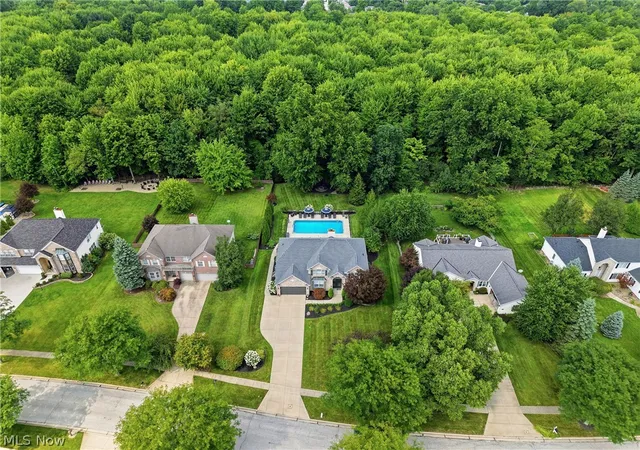Photo 50 of Sale Pending at 2759 Overlook Dr, Twinsburg, OH 44087 | MLS# 5239920 | Listing updated on 2026-09-06