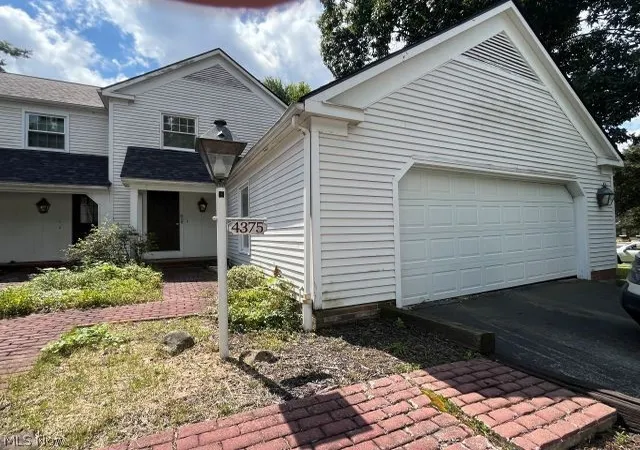 Photo 1 of Condo for sale at 4375 Devonshire Dr, Youngstown, OH 44512 | MLS# 5239572 | Listing updated on 2026-09-02