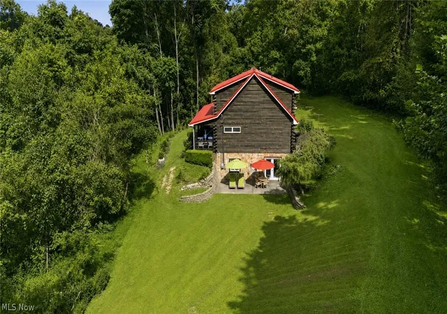 Photo 2 of Single family home for sale at 250 Hebron Rd, Saint Marys, WV 26170 | MLS# 5240966 | Listing updated on 2026-09-08