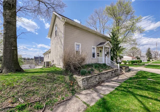 Photo 1 of Sale Pending at 1718   1720 Newberry St, Cuyahoga Falls, OH 44221 | MLS# 5241509 | Listing updated on 2026-09-06