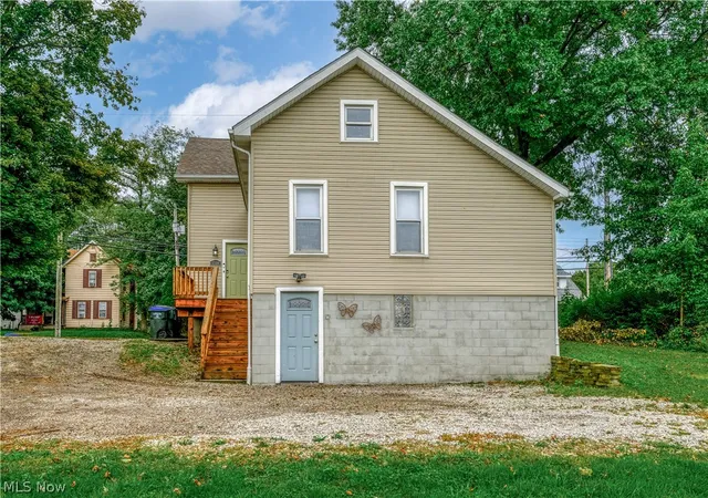 Photo 2 of Sale Pending at 1718   1720 Newberry St, Cuyahoga Falls, OH 44221 | MLS# 5241509 | Listing updated on 2026-09-06