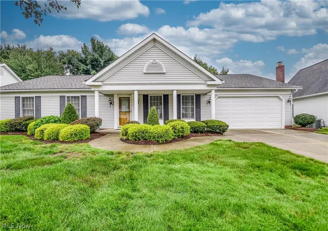 Photo 1 of Sale Pending at 6700 Waterford Ln, Mentor, OH 44060 | MLS# 5241537 | Listing updated on 2026-09-08