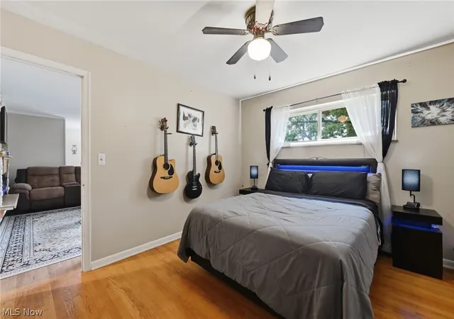 Photo 4 of Sale Pending at 16285 Craigmere Dr, Cleveland, OH 44130 | MLS# 5240946 | Listing updated on 2026-09-07