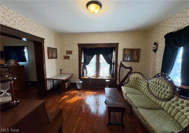 Photo 4 of Single family home for sale at 780 Bonnie Brae Ave SE, Warren, OH 44484 | MLS# 5241547 | Listing updated on 2026-09-22