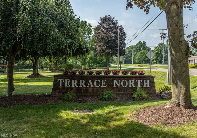 Photo 3 of Condo for sale at 2540 North Rd Ne #C12, Warren, OH 44483 | MLS# 5241393 | Listing updated on 2026-10-01