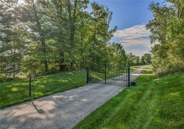 Photo 4 of Land for sale at 6610 E Wallings Rd, Brecksville, OH 44141 | MLS# 5241472 | Listing updated on 2026-09-02