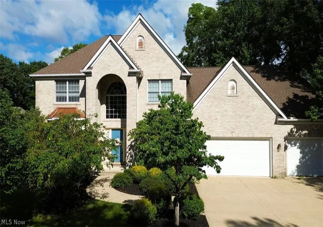 Photo 1 of Sale Pending at 400 Old Reservoir, Berea, OH 44017 | MLS# 5239505 | Listing updated on 2026-09-07
