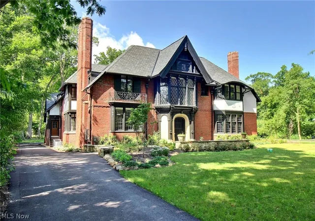 Photo 1 of Single family home for sale at 2970 Fairmount Blvd, Cleveland Heights, OH 44118 | MLS# 5241633 | Listing updated on 2026-09-02